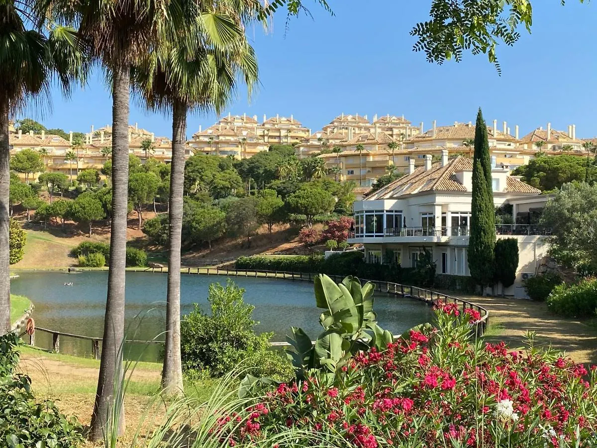 מארבלה Luxury Apartment Elviria Hills ספרד